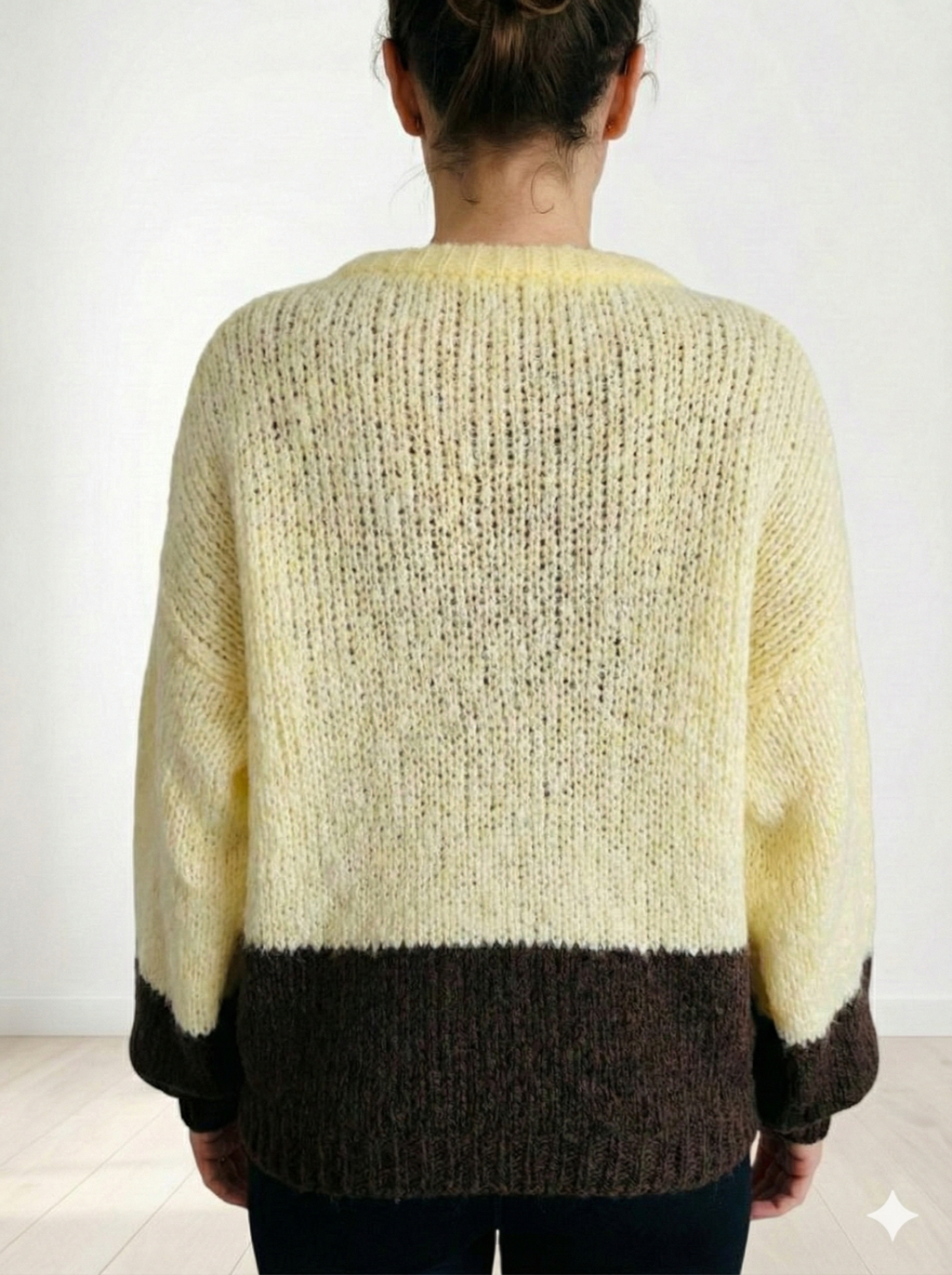 Coarse knit sweater, two-tone