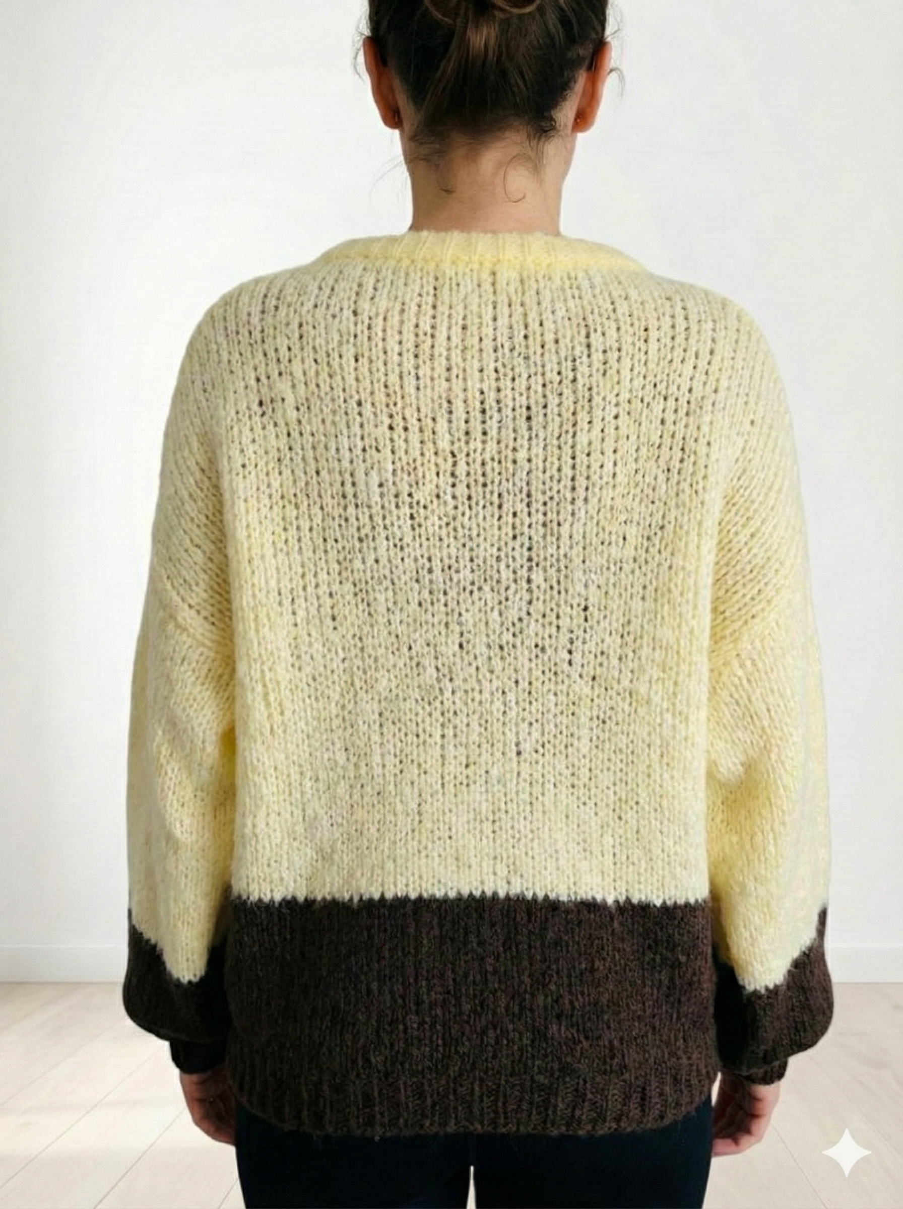 Coarse knit sweater, two-tone