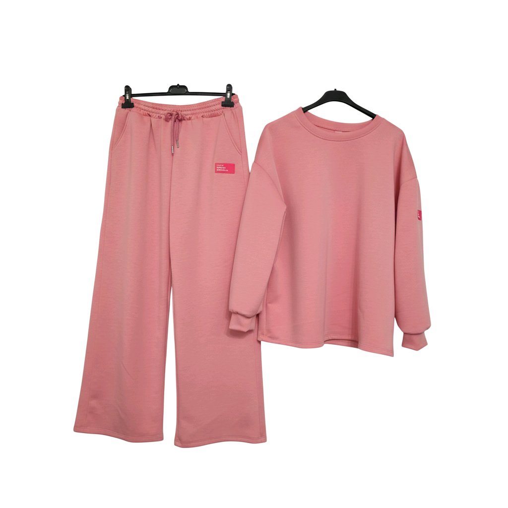 MONOCHROMATIC SWEAT SET