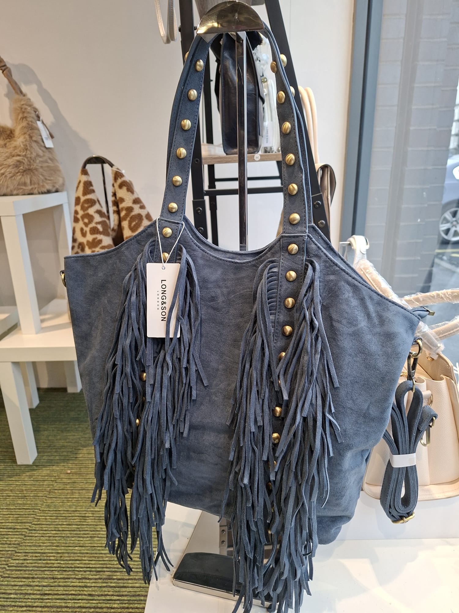 Women's hobo bag with adjustable strap - detail shot"