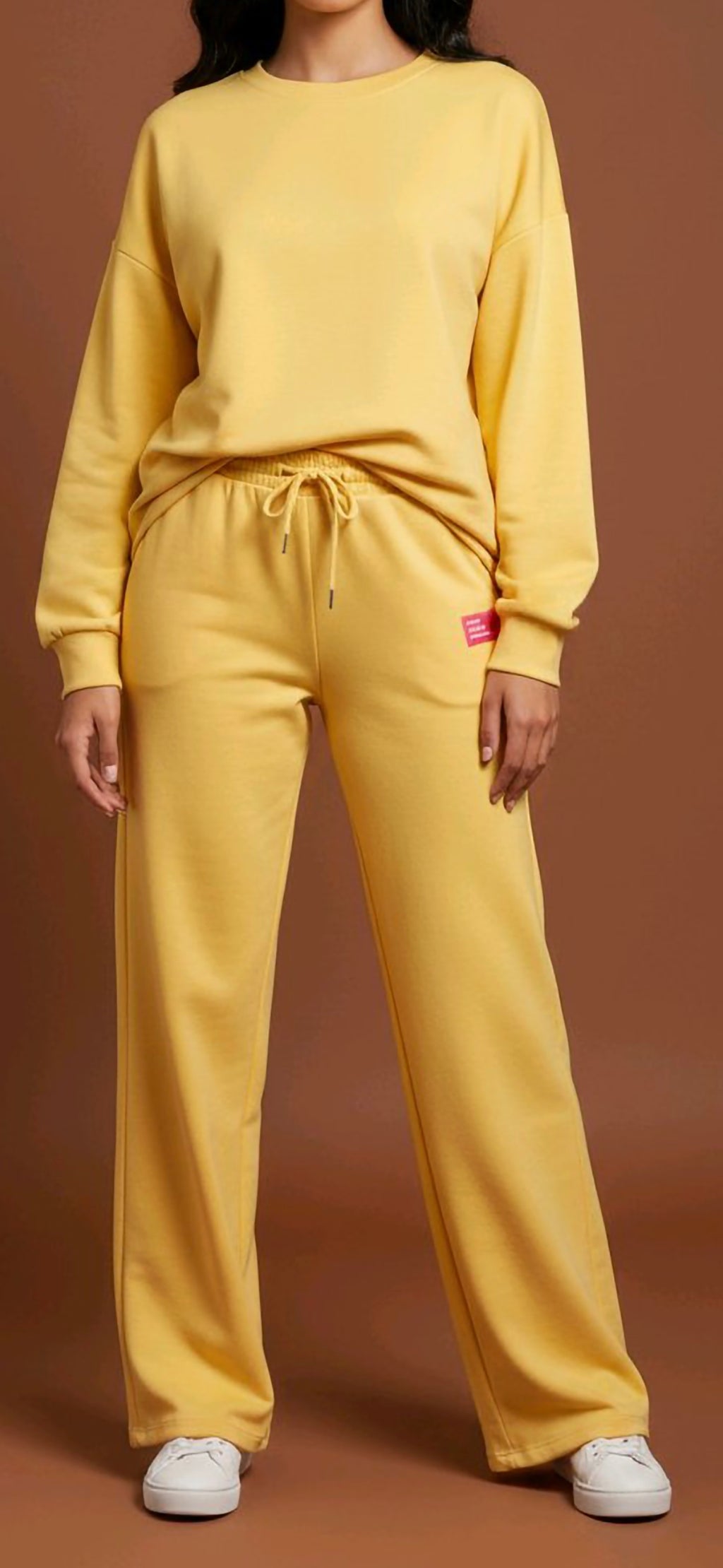 MONOCHROMATIC SWEAT SET