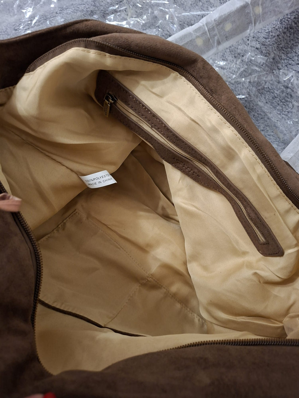 Women's hobo bag with adjustable strap - detail shot"