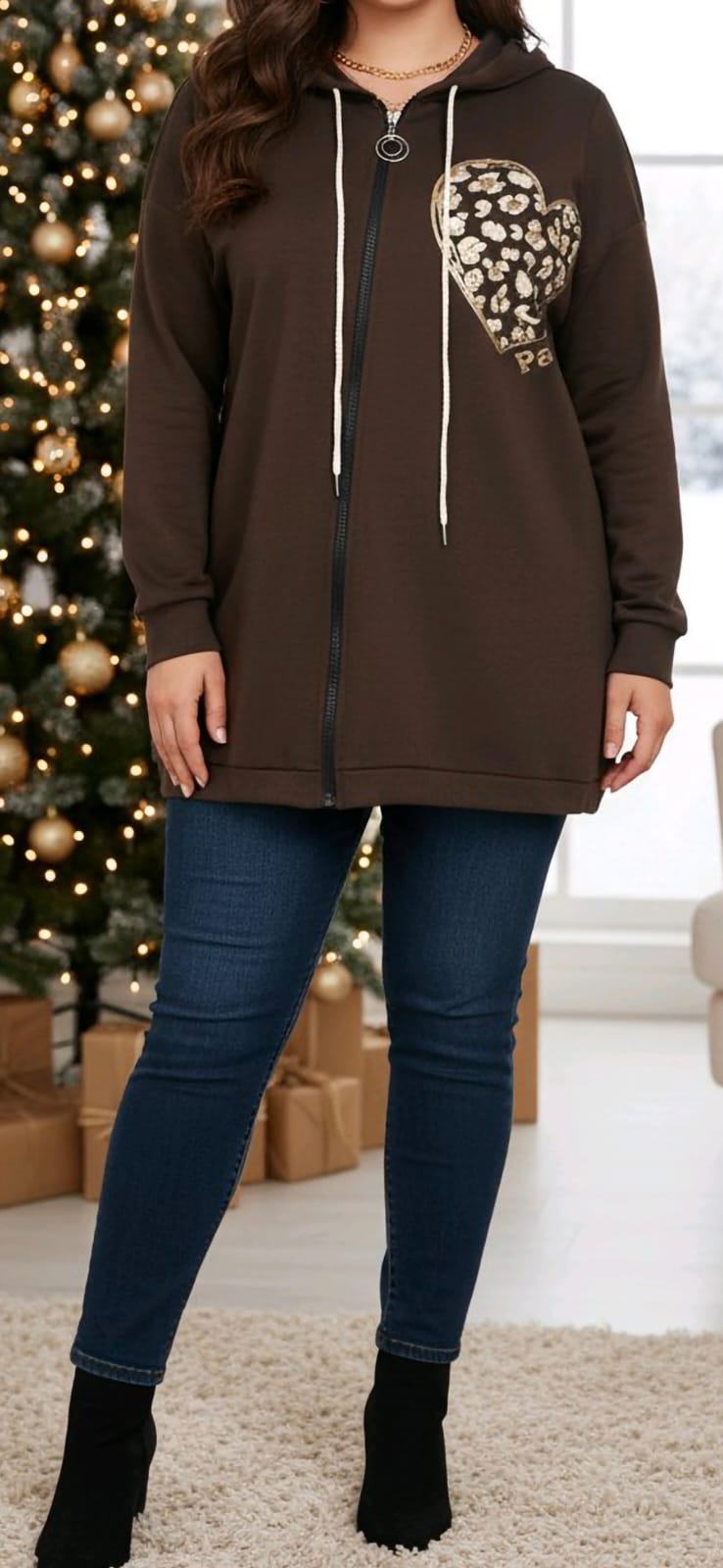 "Adjustable hem hoodie - detail shot"